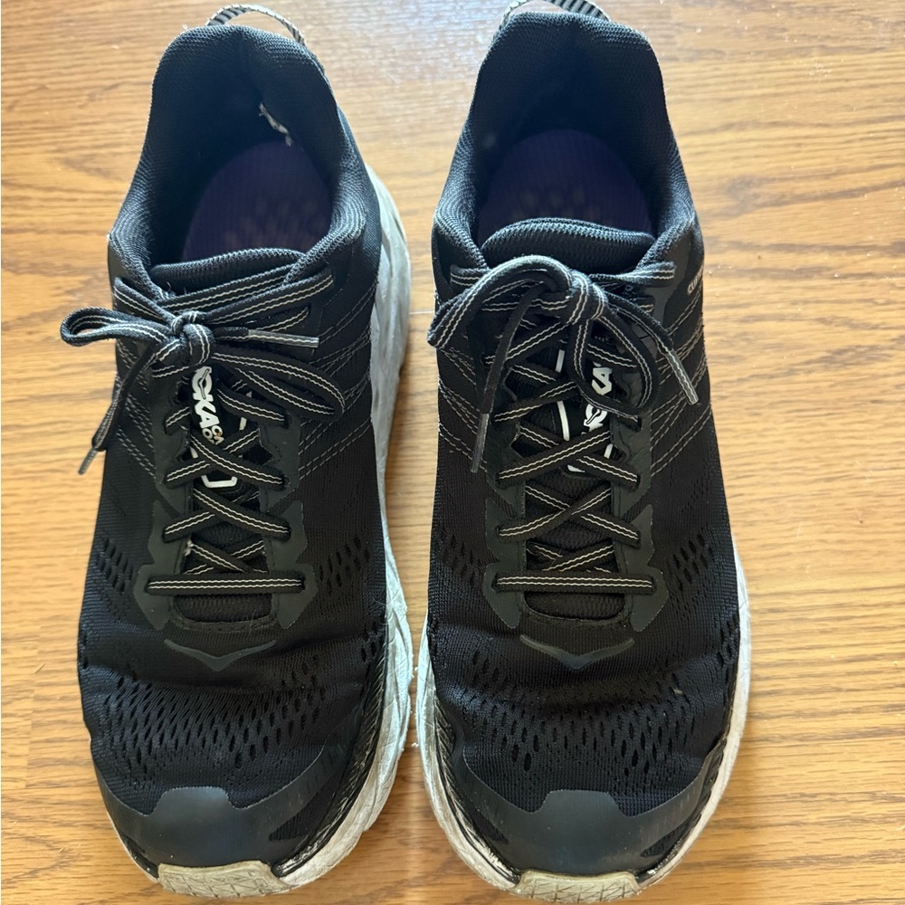 Black hoka clifton 6 size 10 women’s